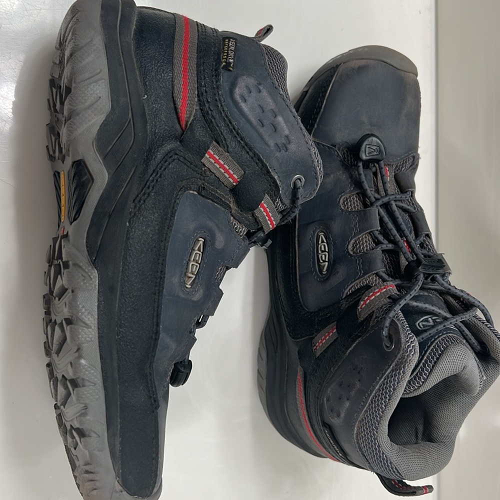 Keen Blue Waterproof Targhee kids hiking boots.